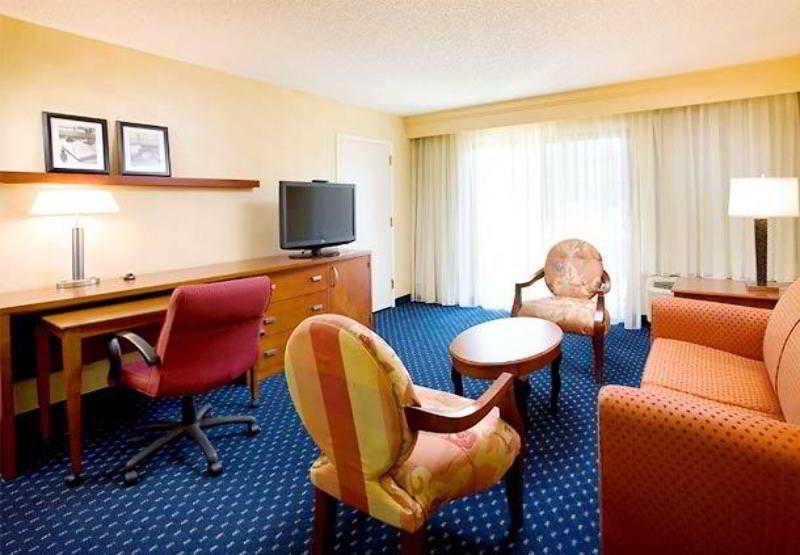 Отель Courtyard Sacramento Ранчо Кордова Экстерьер фото